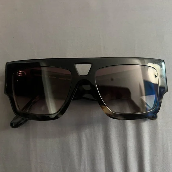 Victoria Beckham | Accessories | Victoria Beckham Black  display picture 1